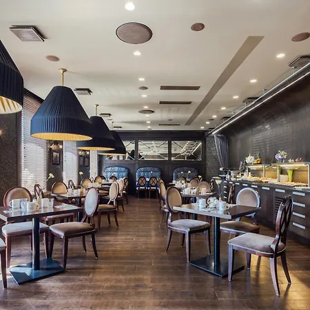 Hotel Eurostars Metropole 4*