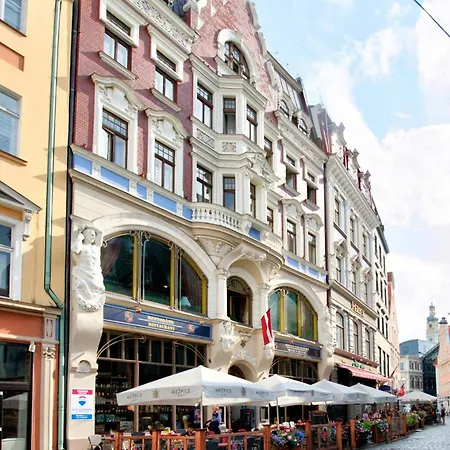 Eurostars Metropole 4*